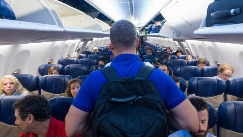 „Prioritizează viața, nu bagajul: inițiativele companiilor aeriene pentru evacuări mai eficiente în situații de urgență” 1 salveaza o viata nu o geanta masura la care se gandesc companiile aeriene pentru a creste eficienta evacuarilor in caz de urgenta 6a3107dabe2c3