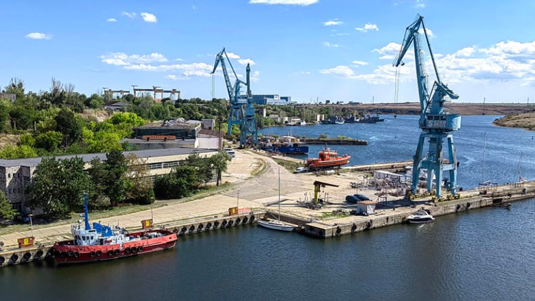 Oportunități promițătoare pentru Șantierul Naval Mangalia în cadrul programului SAFE: întâlnire de lucru între ministrul economiei și liderii sindicali 1 santierul naval mangalia ar putea beneficia de proiecte din programul safe ministrul economiei s a intalnit cu sindicalistii 6a2a832727b86
